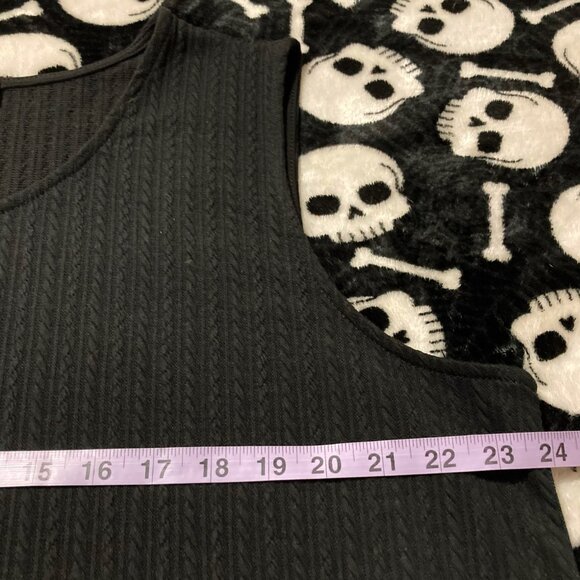 MR. MAX FASHIONS Plus size black scoop neck cableknit sleeveless top ~ 2X XXL 3X - Picture 7 of 13